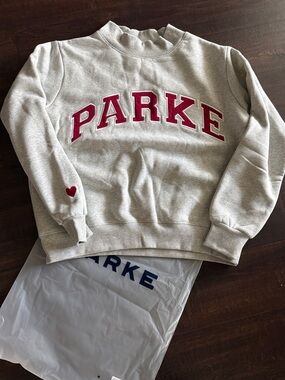 NWT Parke Gray Valentine’s Heart Mockneck
